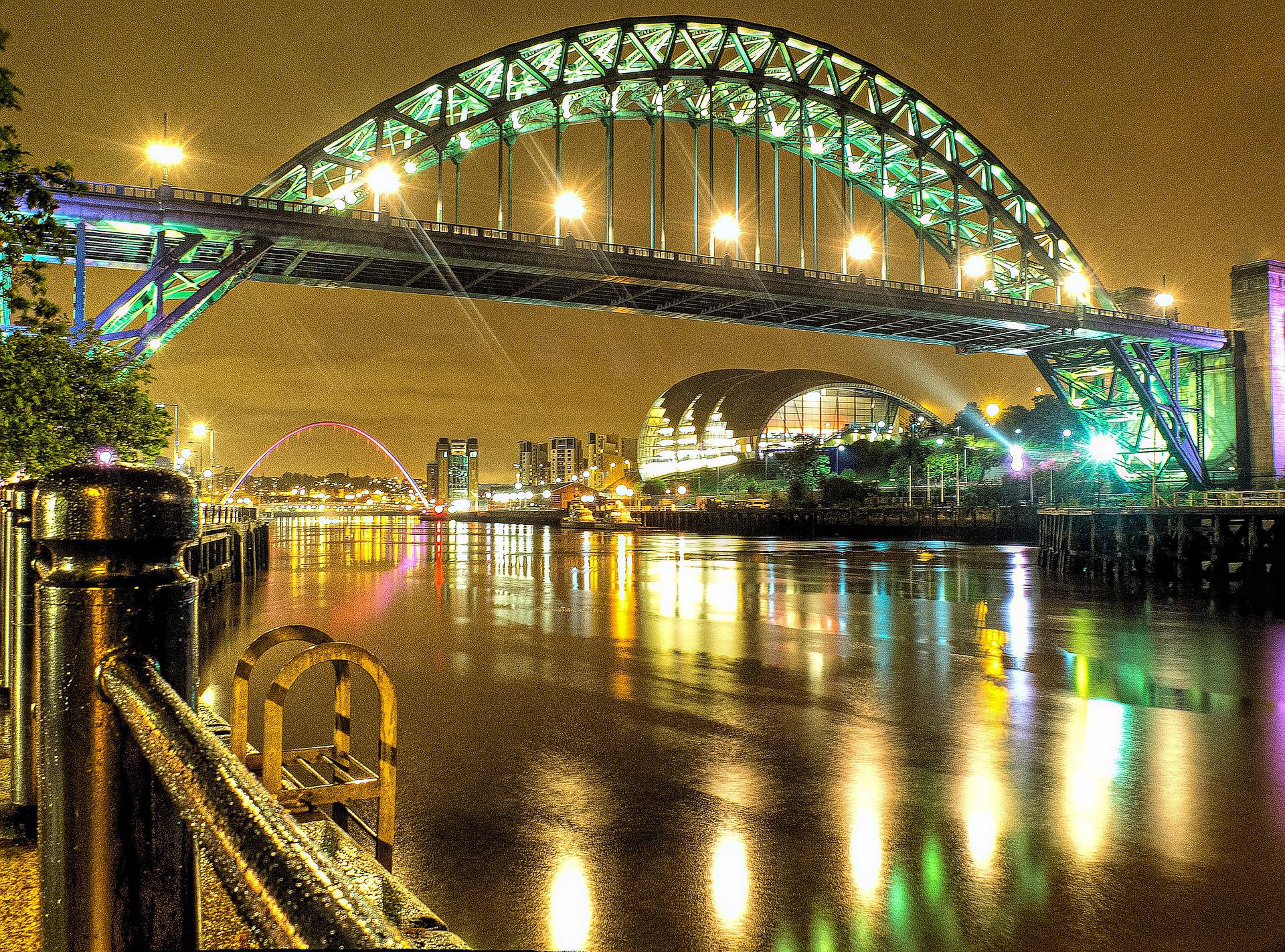 Same Day Courier Newcastle-upon-Tyne | Same Day Delivery - Evo Logistics
